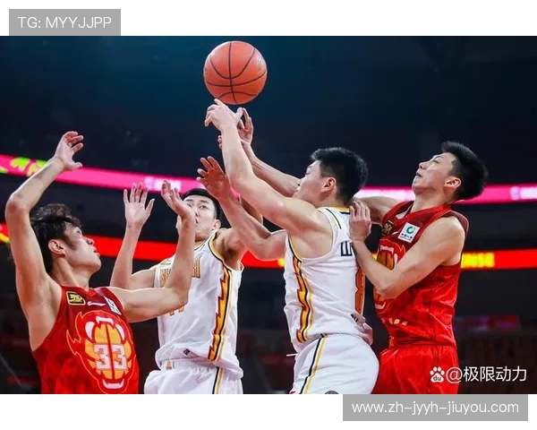 CBA球员中喜欢足球的有哪些？盘点跨界热爱者